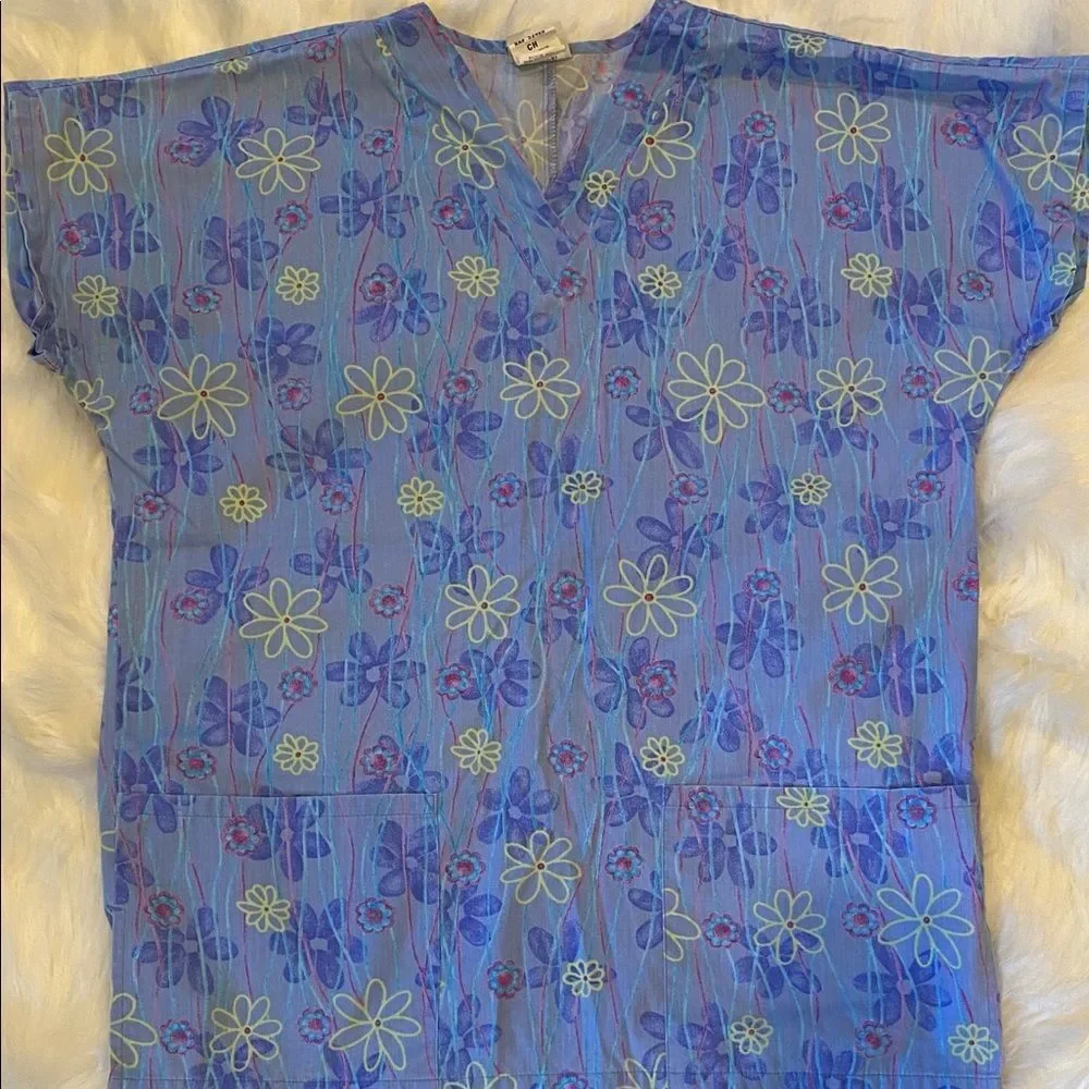 Scrub Top Sz S‎ - Picture 2 of 4